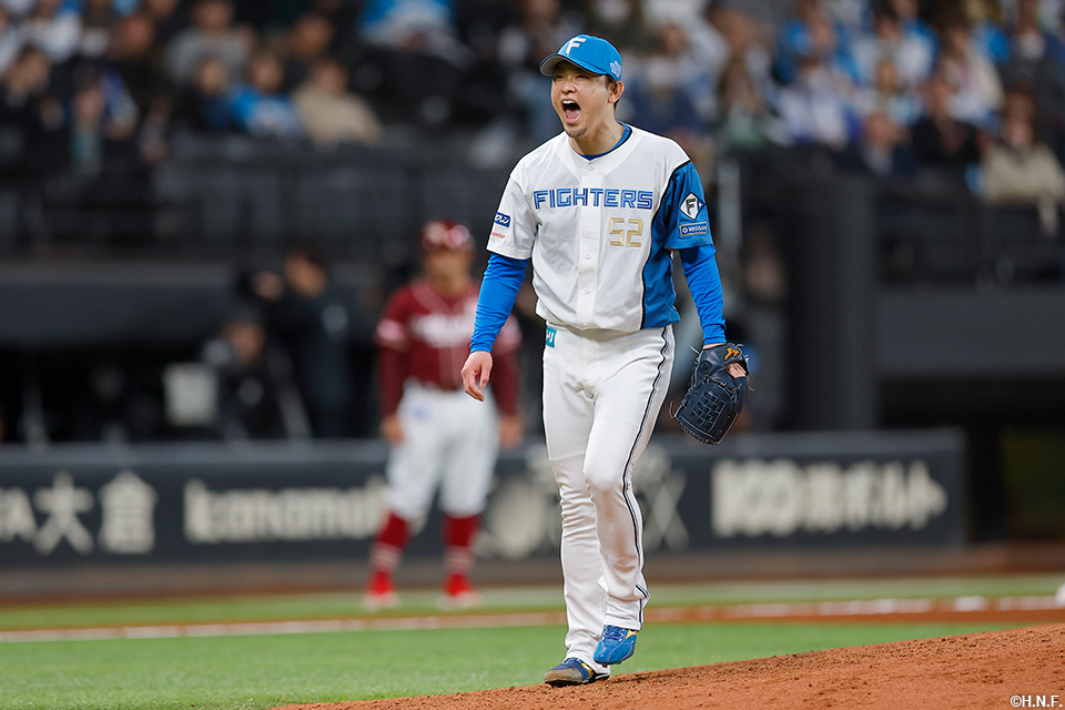 7回表を抑えた池田投手