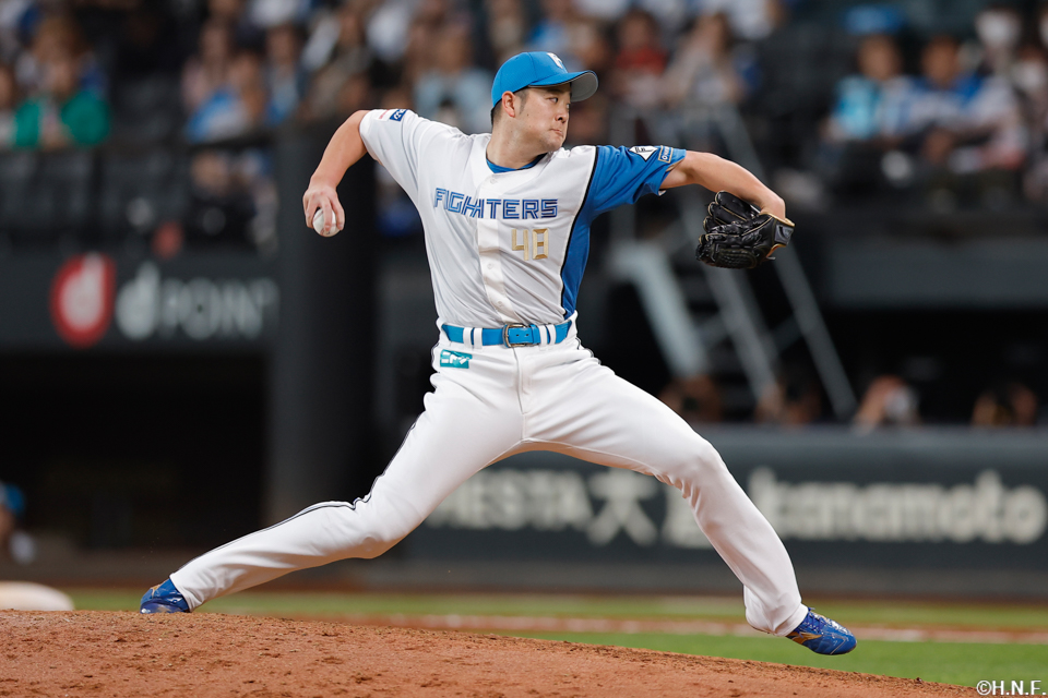 8回、六番手の齋藤投手