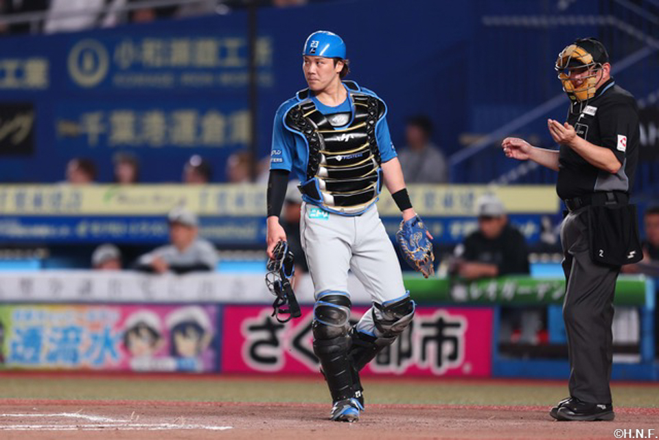 5回裏、伏見選手