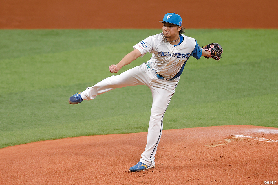 先発の伊藤投手02