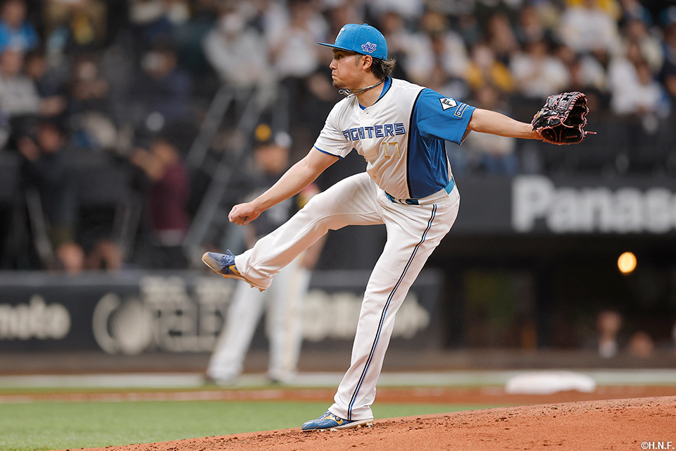 先発の伊藤投手04