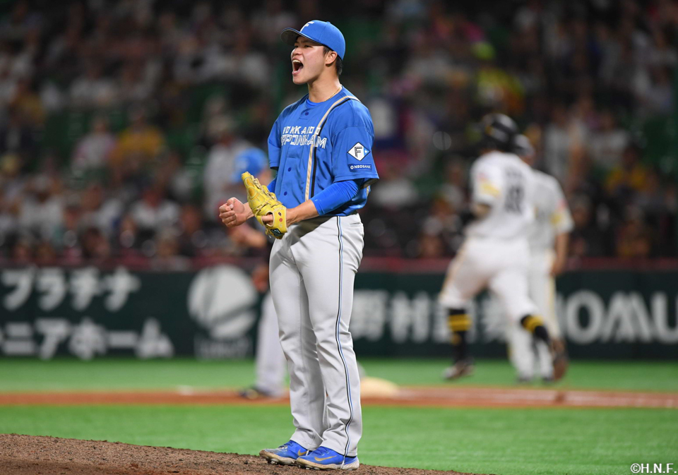 9回、三番手の孫投手