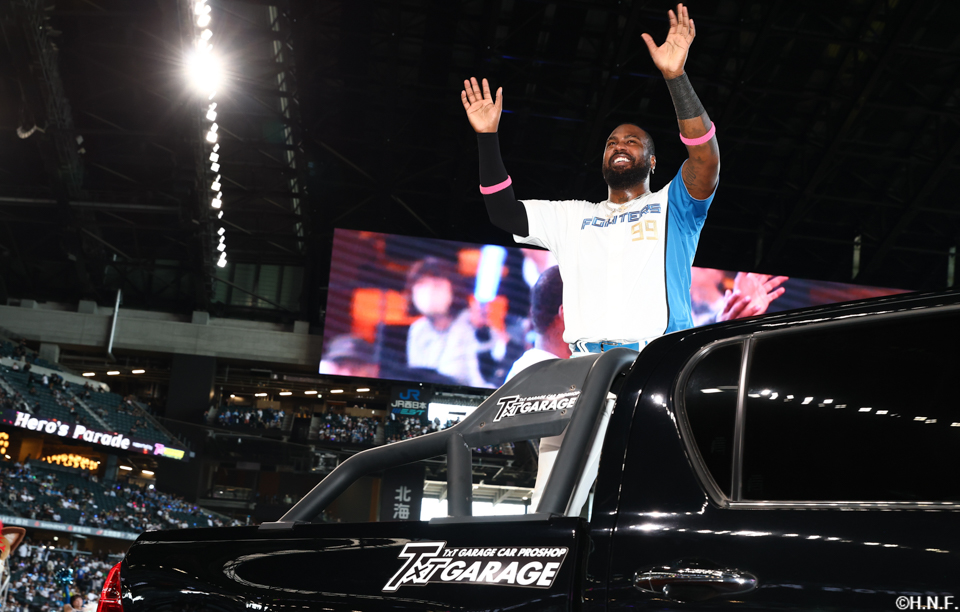 ヒーローのレイエス選手02