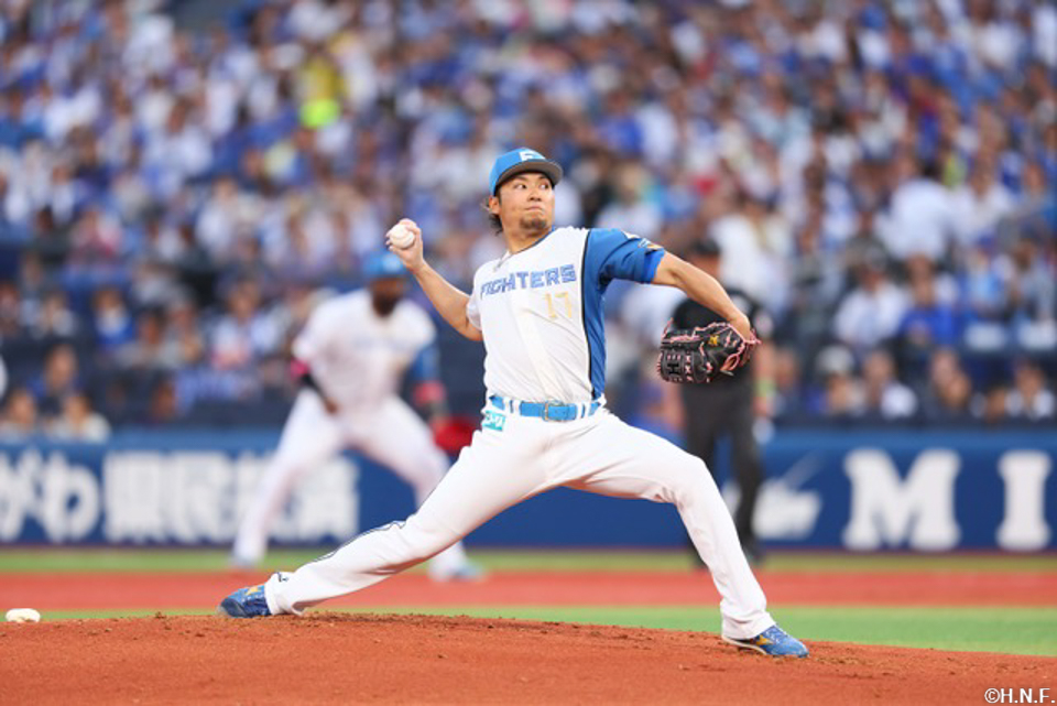 先発の伊藤投手