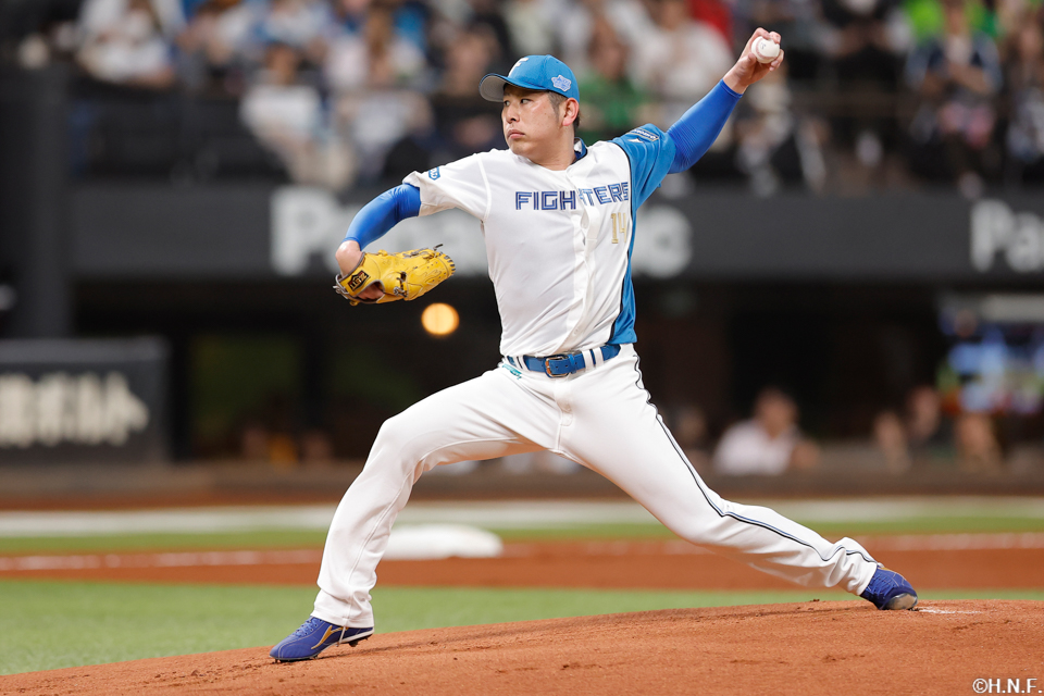 先発の加藤貴投手