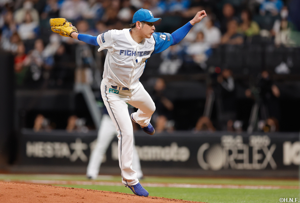 先発の加藤貴投手02