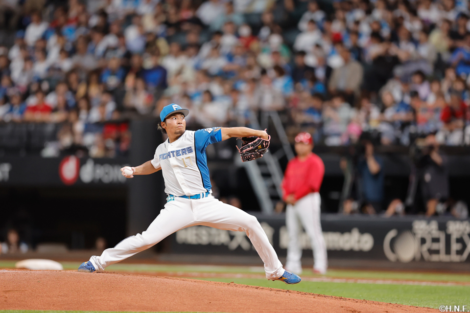 先発の伊藤投手01