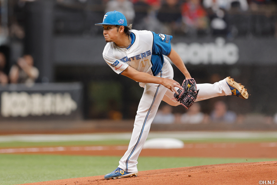 先発の伊藤投手02