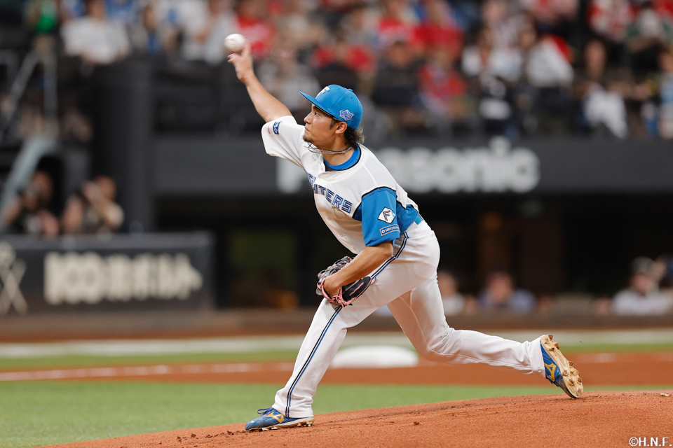 先発の伊藤投手03