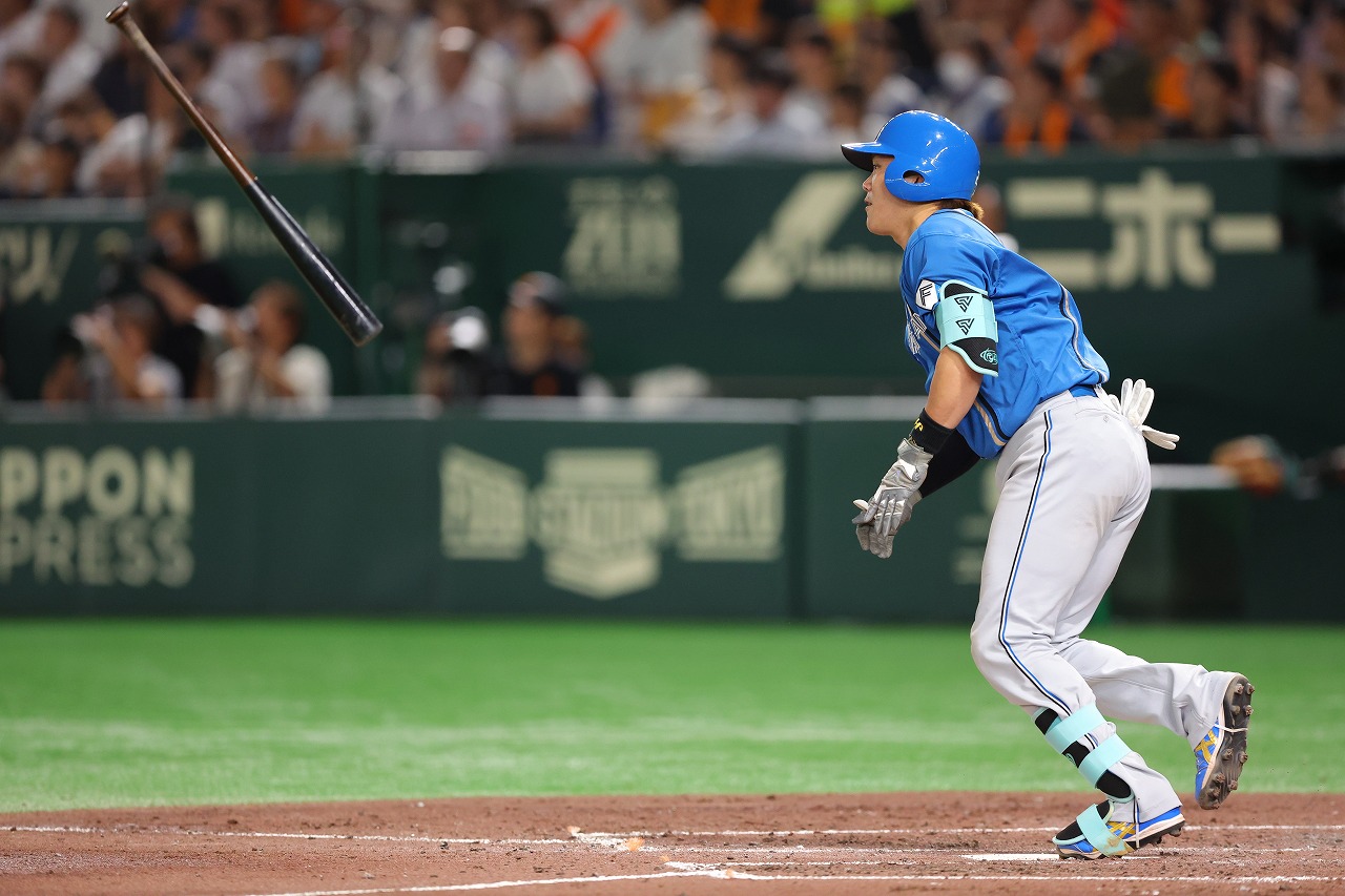 5回表、中飛に倒れる伏見選手