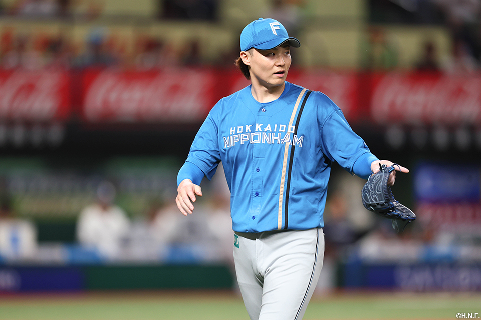 5回裏を抑えた山﨑福投手