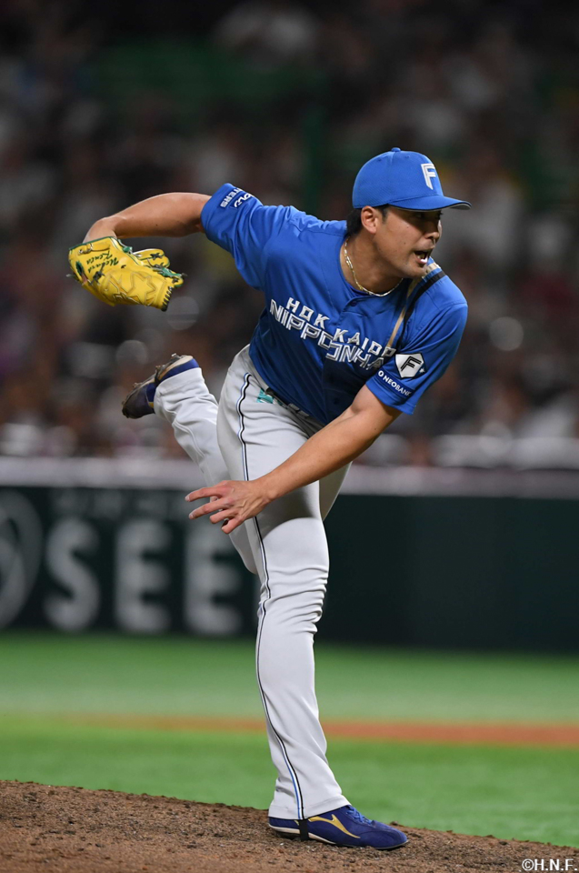 8回、五番手の上原投手