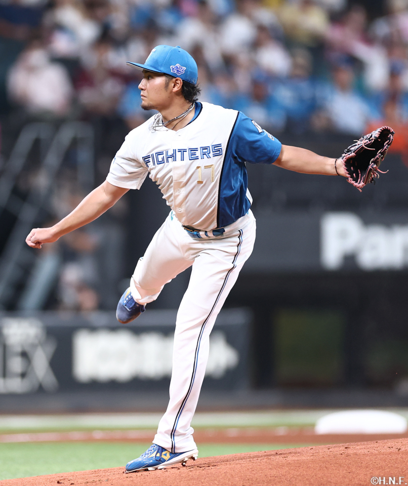 先発の伊藤投手01