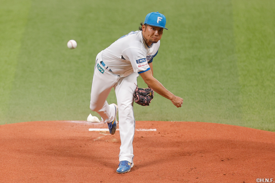 先発の伊藤投手01