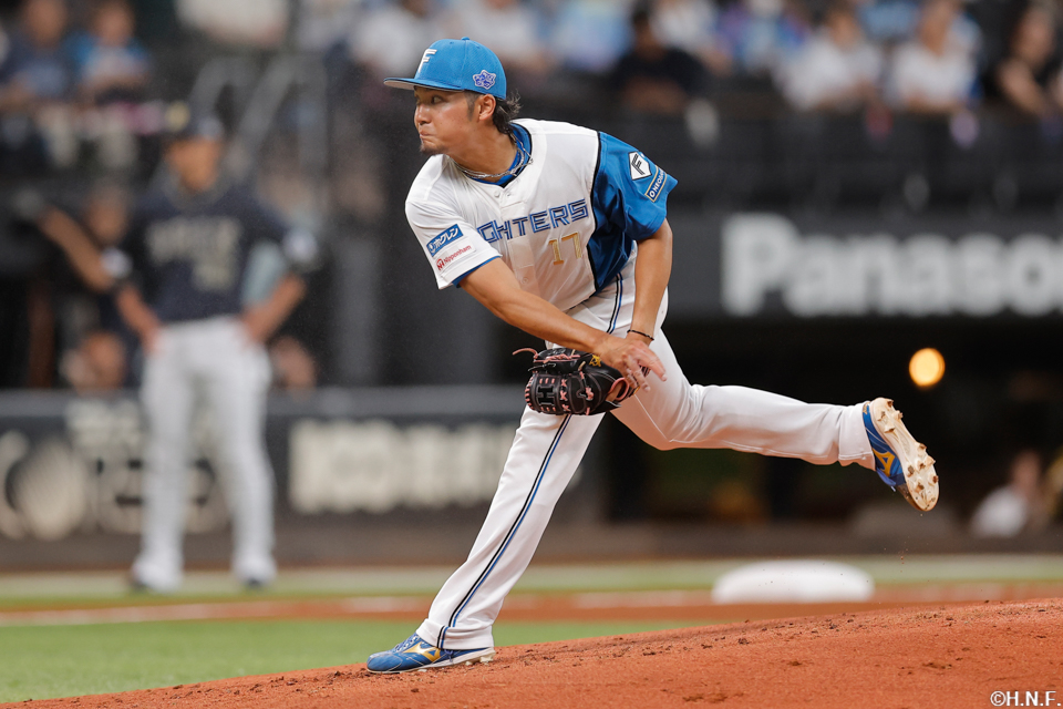 先発の伊藤投手03