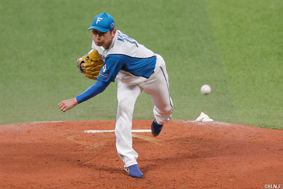 先発の加藤貴投手03