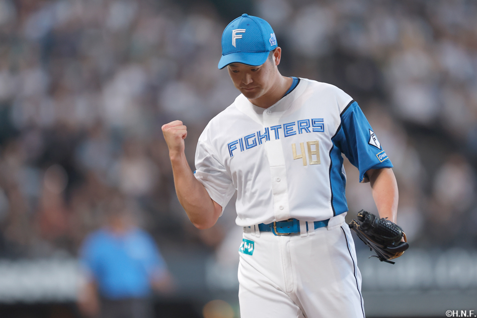 6回表を抑えた齋藤投手