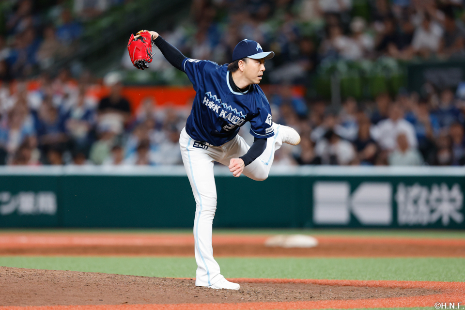 9回、四番手の宮西投手