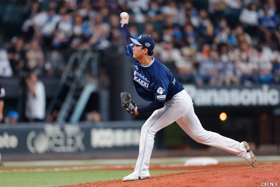 9回、三番手の柳川投手