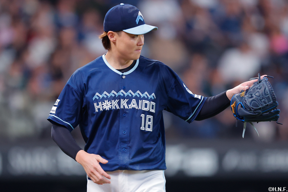 3回表を抑えた山﨑福投手