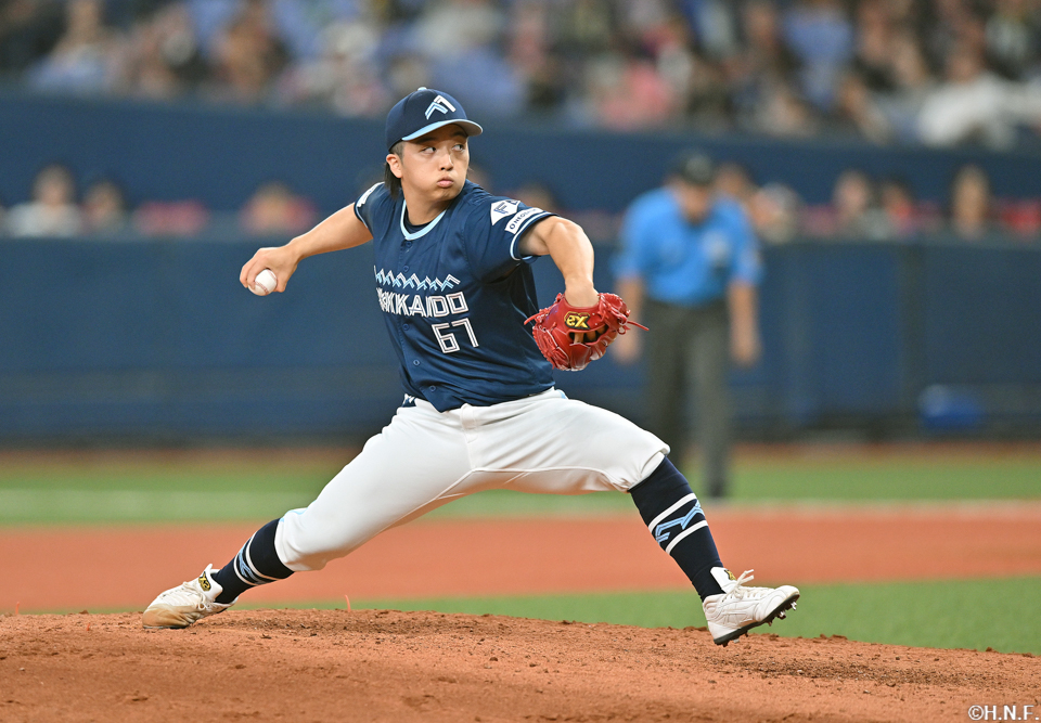 9回、四番手の山本拓投手