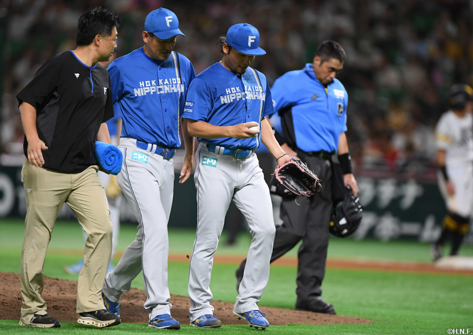 “先発の伊藤投手02”