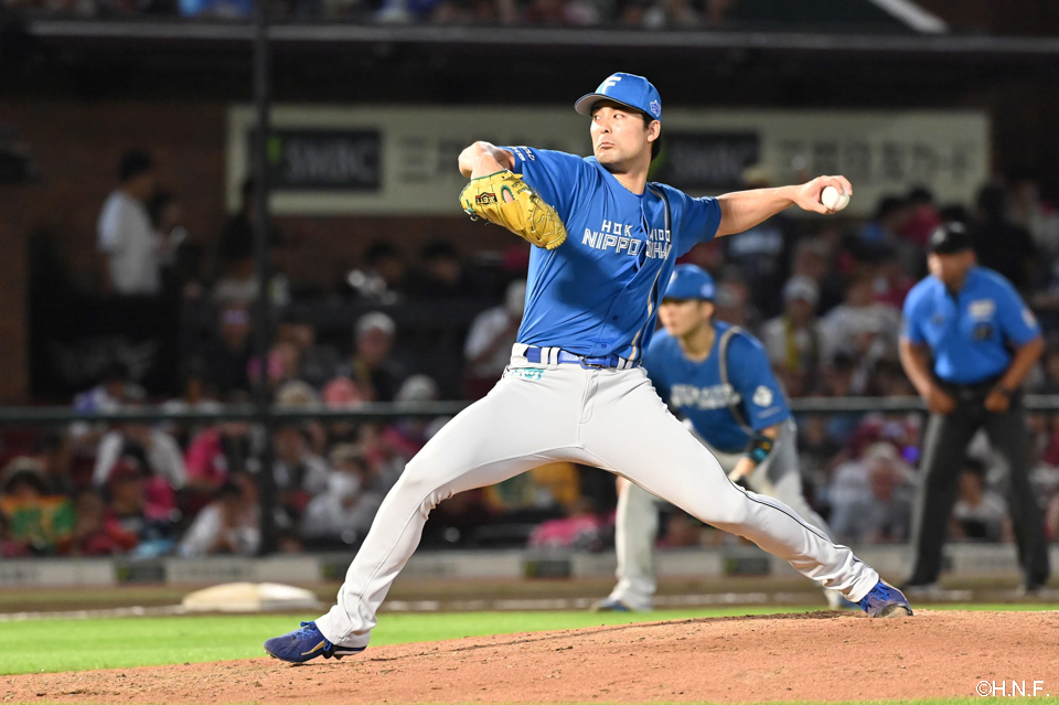 7回、二番手の上原投手