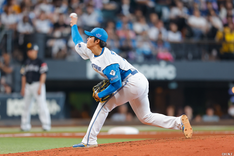 6回、二番手の柴田投手01