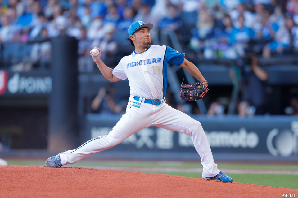 先発の伊藤投手01