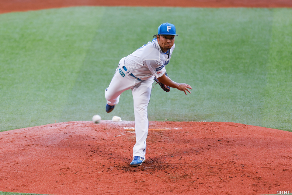 先発の伊藤投手02