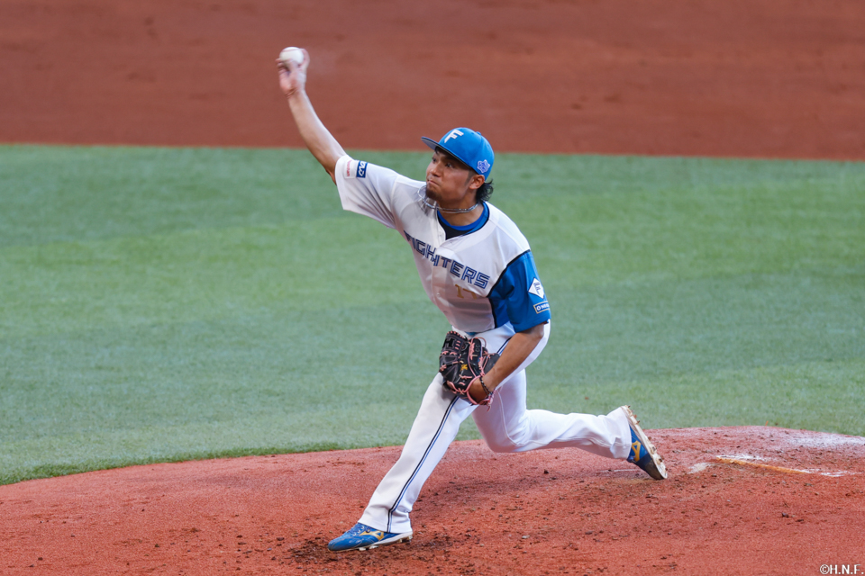 先発の伊藤投手05