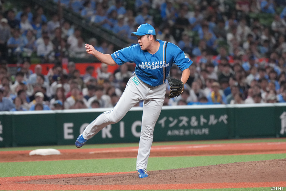 8回、四番手の齋藤投手