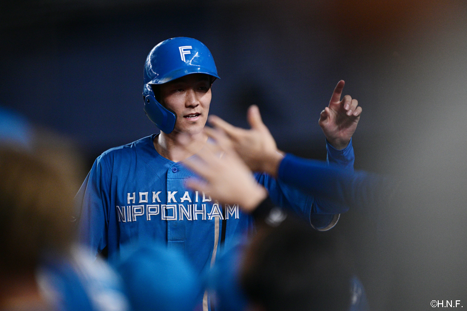 4回表、生還した石井選手