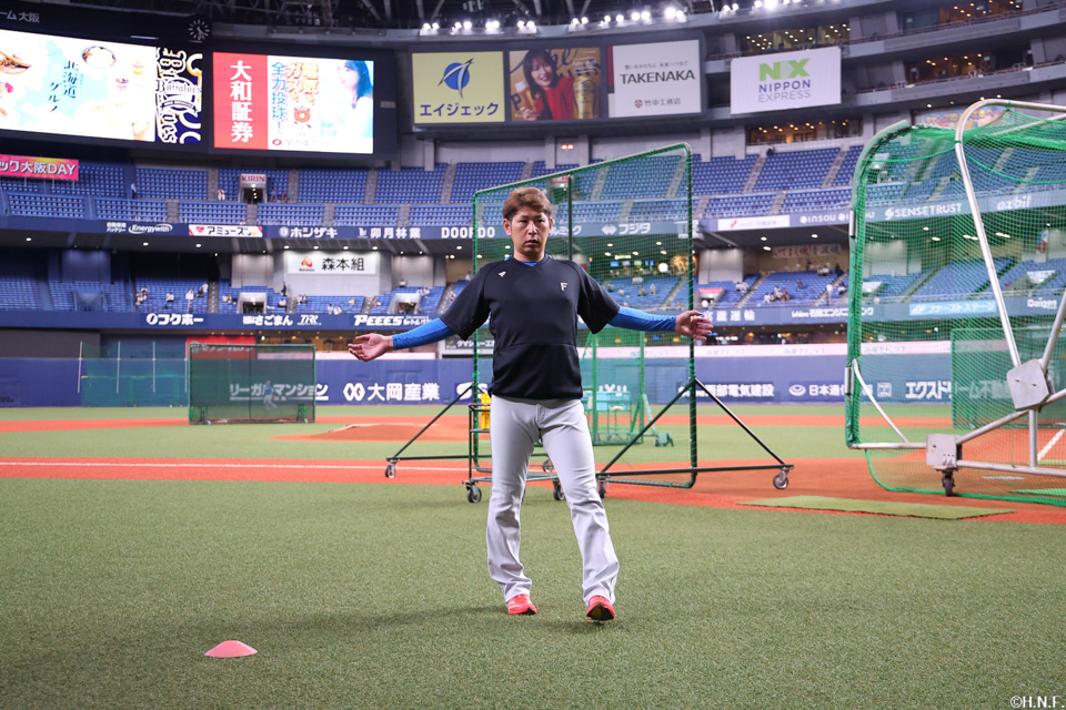 翌日に先発予定の加藤貴投手