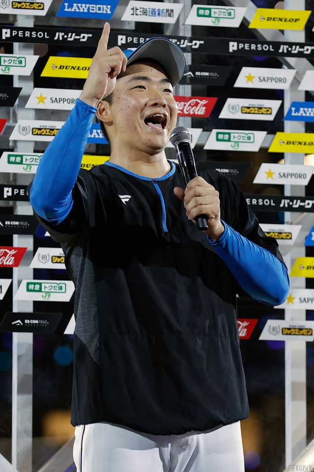 ヒーローの山縣選手