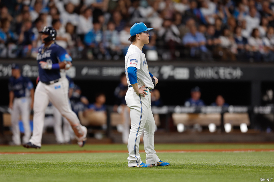 8回、三番手の生田目投手02