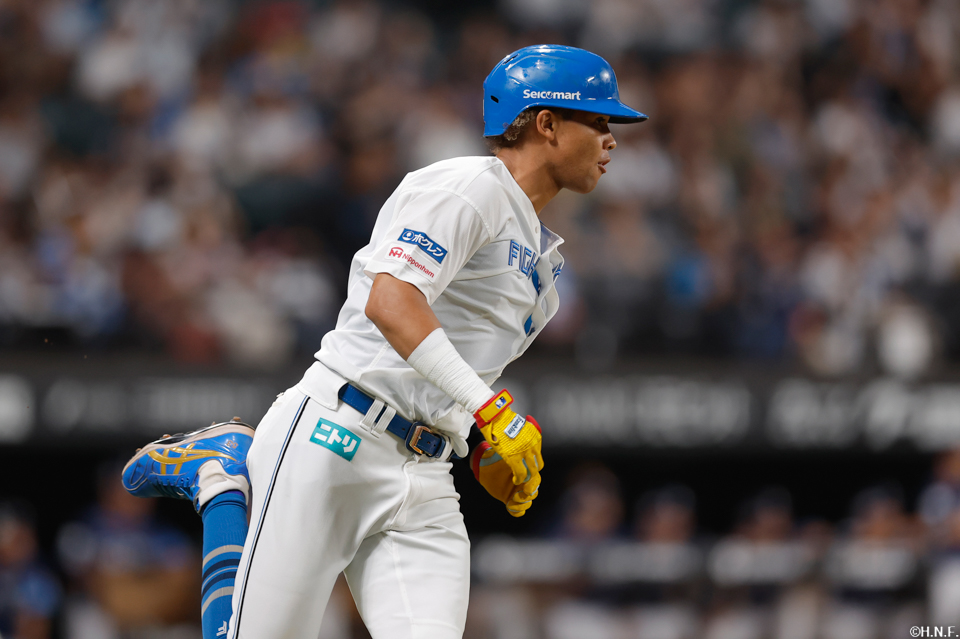 9回裏、代打で適時打を放った水谷選手