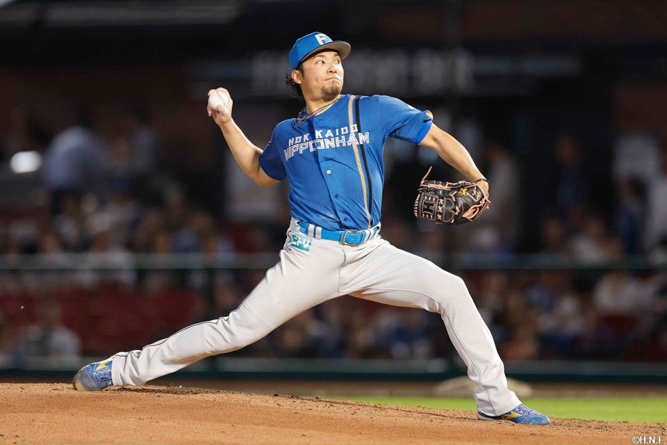 先発の伊藤投手02