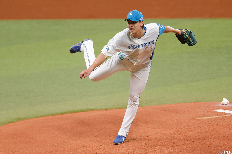 先発の達投手02