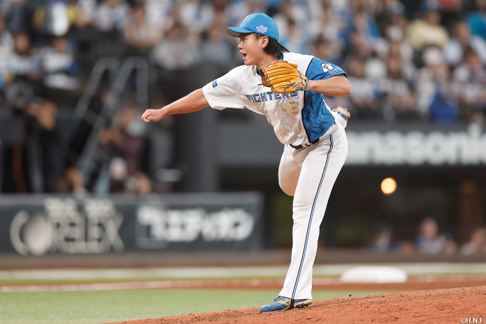 9回、三番手の畔柳投手01