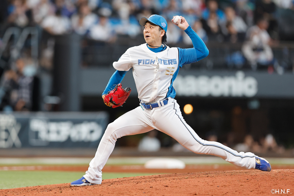 5回、三番手の宮西投手01