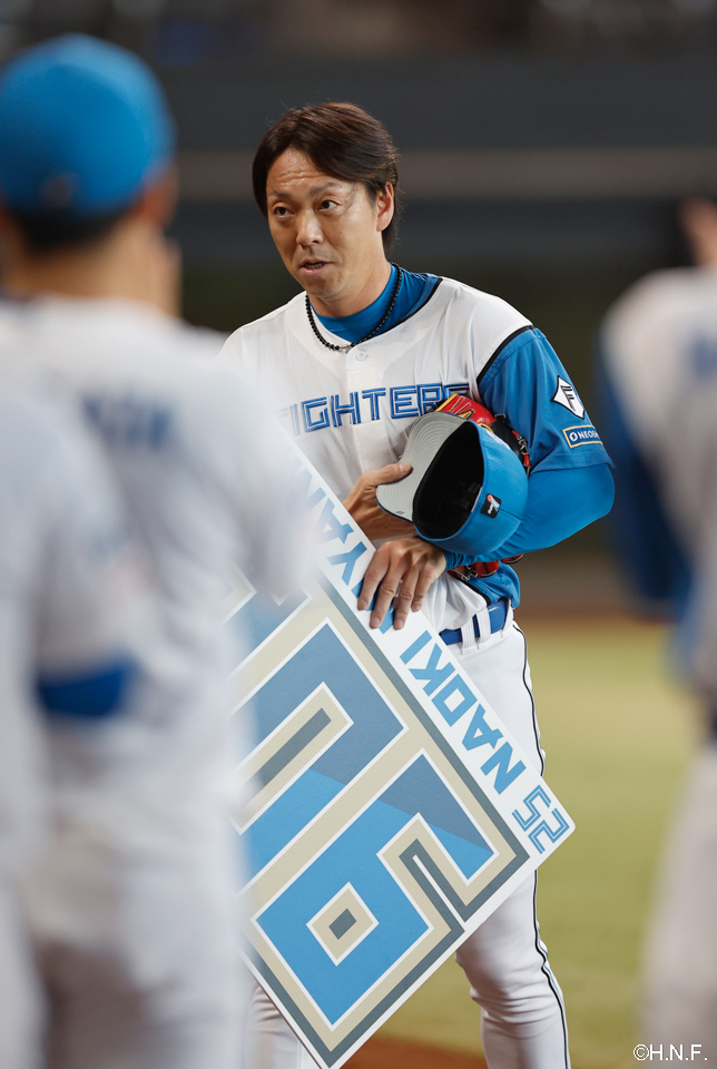 通算900試合登板を達成した宮西投手