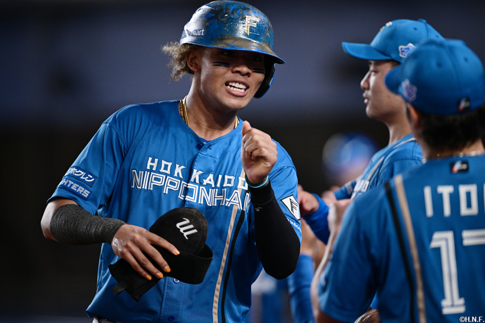 4回表、生還した水谷選手