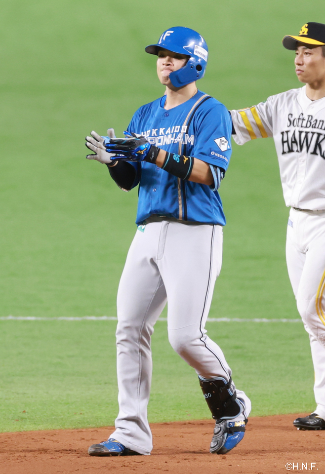 3回表、レフトへ二塁打を放った郡司選手