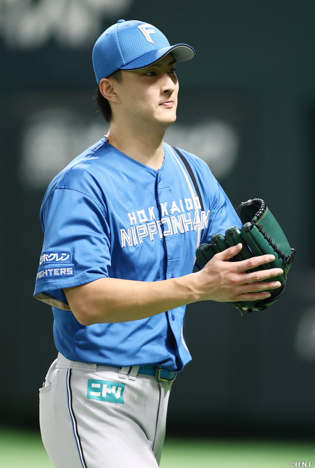 先発の達投手02