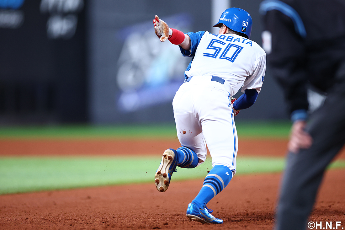 走り出す五十幡選手