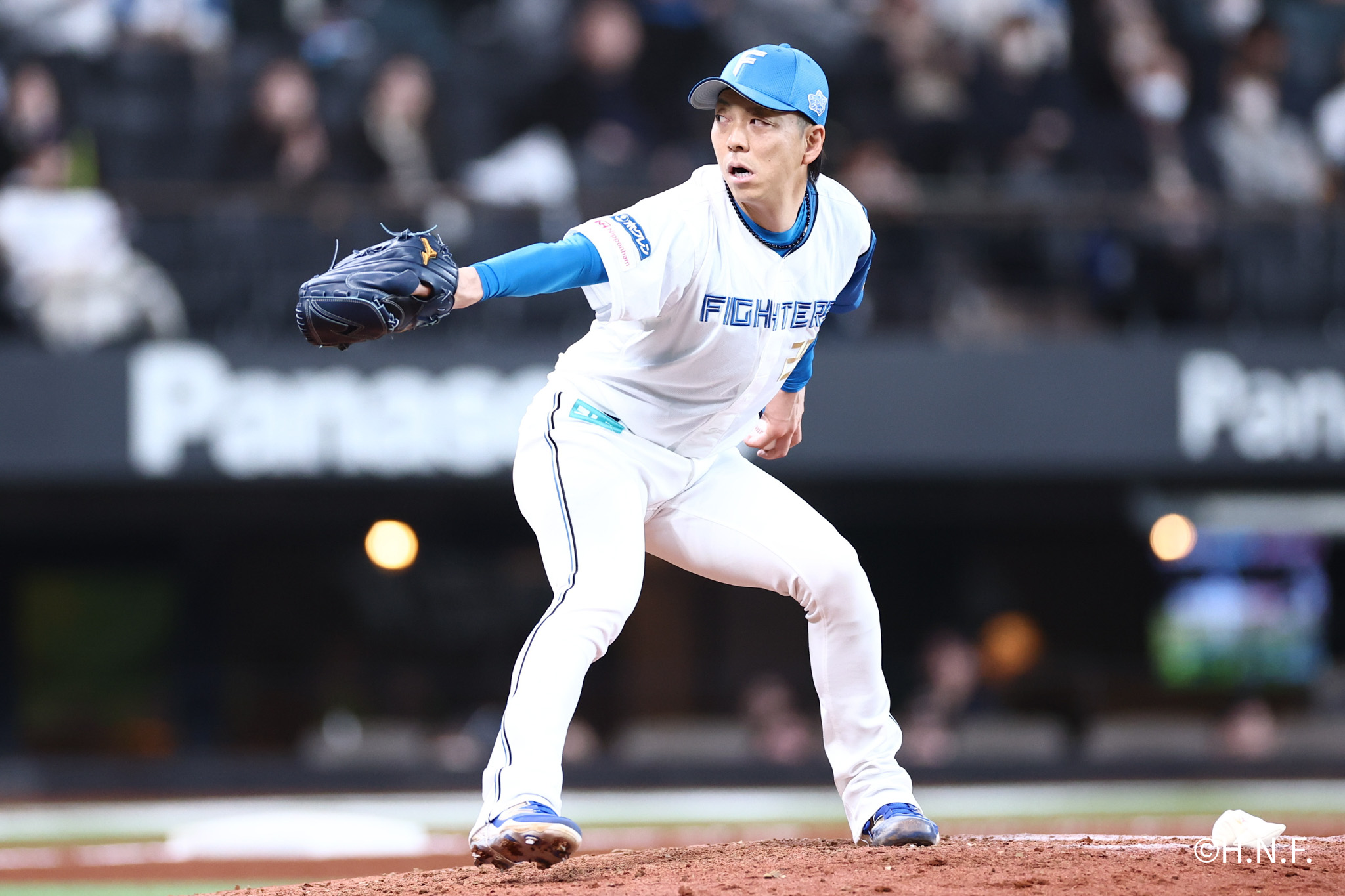 7回、四番手の宮西投手