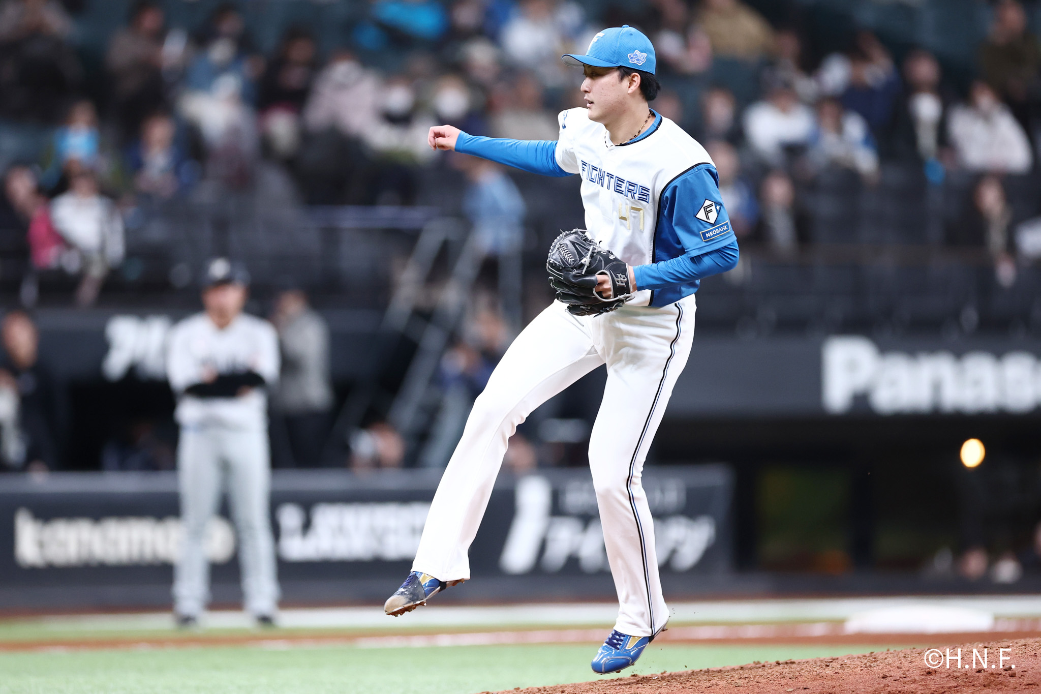 9回、六番手の栁川投手02