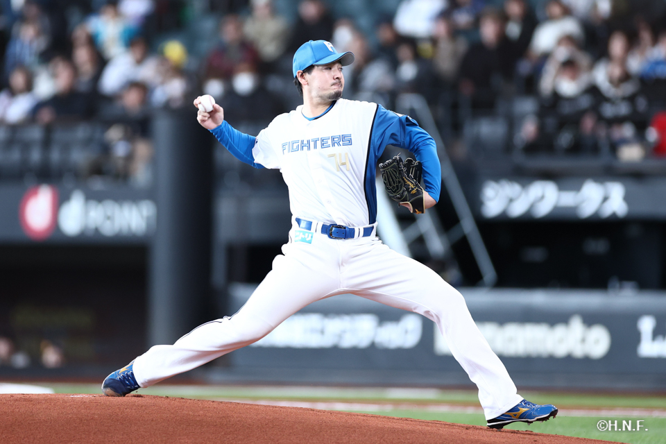 先発の有原投手01