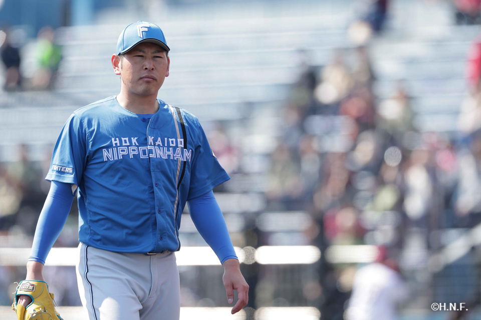 先発の加藤貴投手02